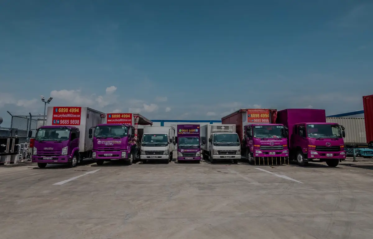 Omni Global drivers in front of the fleet